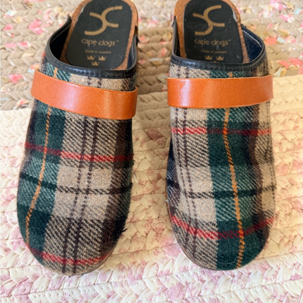 Cape Clogs Women's Plaid Mules - Brown and Green